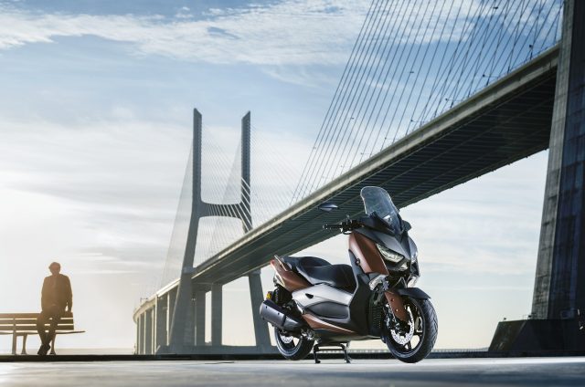 Yamaha XMAX 300