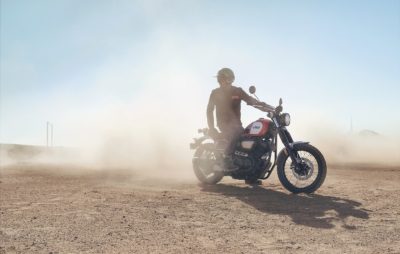 La Yamaha XV 950 accouche d’un Scrambler « moderne » :: Nouveauté 2017