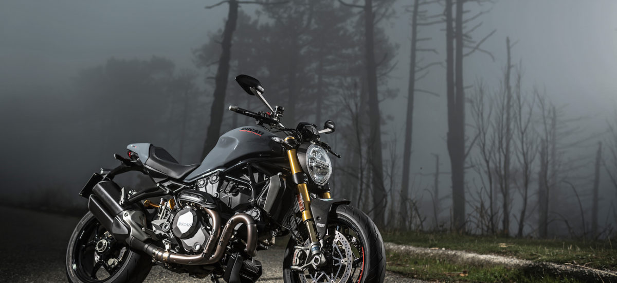 La grande Ducati Monster devient plus agile et plus performante