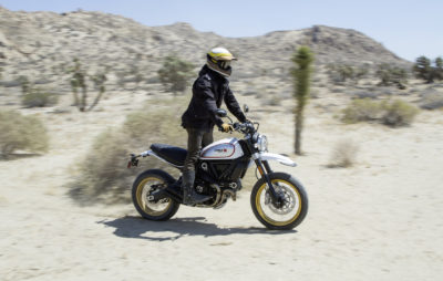 Et voici le Scrambler Ducati  pour aller sauter dans les dunes :: Nouveautés 2017