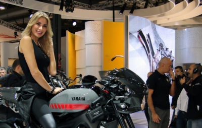 Les girls et les décalés du salon EICMA :: EICMA