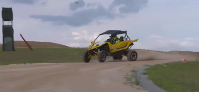 Le « Doctor » s&rsquo;amuse avec le Yamaha YXZ1000R :: Tout terrain fun