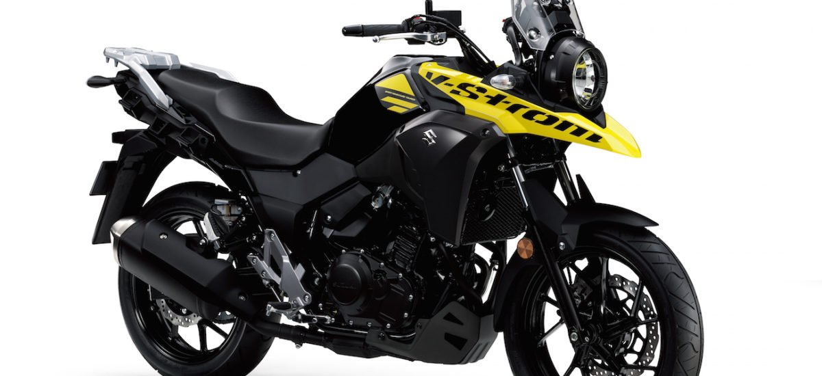 Une petite V-Strom Suzuki fait du pied aux amateurs d’aventure