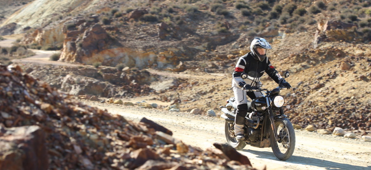 Le Street Scrambler est facile, fun, et incontestablement british