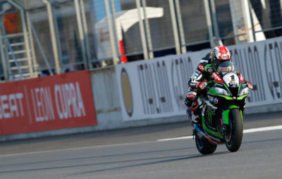 Rea, who else? Krummenacher a abandonné! :: World Superbike 2e course