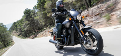 Street Rod: petit prix, gros ego! :: Test Harley-Davidson