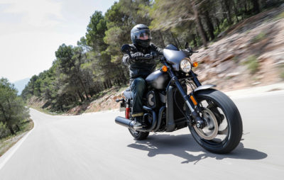 Street Rod: petit prix, gros ego! :: Test Harley-Davidson