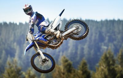 Elle se dote d’un démarreur électrique et d’un système de réglages via smartphone :: Yamaha YZ450F 2018