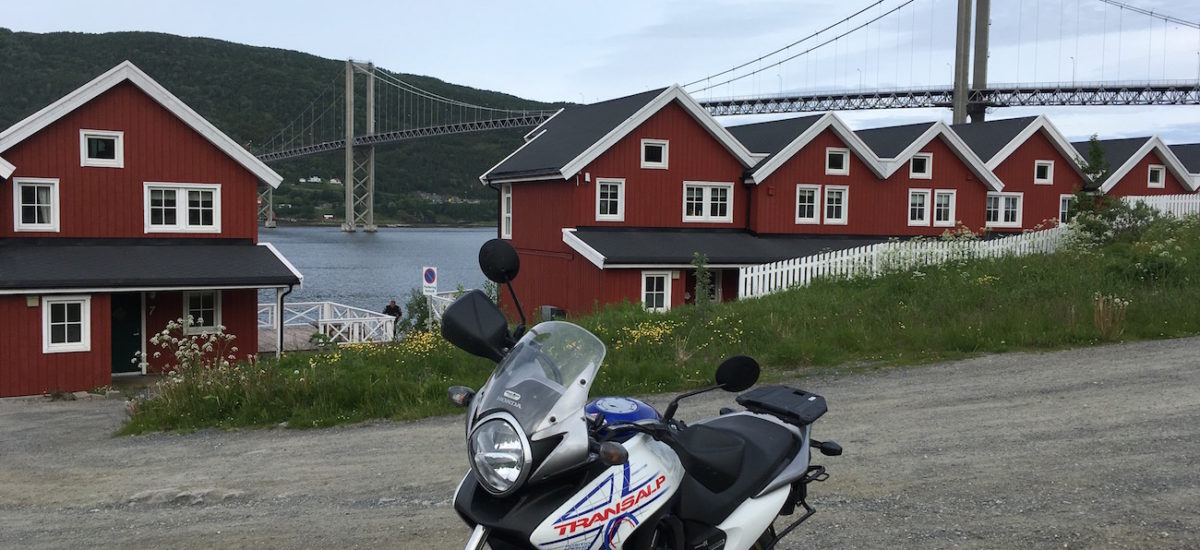 Les règles pour voyager à l’étranger avec une moto