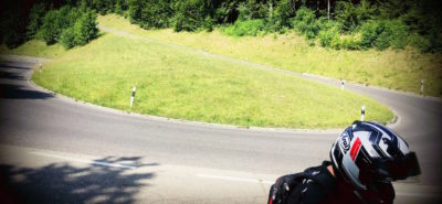 Avec le QV Pro, Arai se met (enfin) à l&rsquo;écran solaire :: Test casque