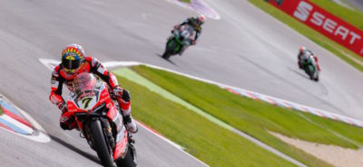 Victoire de Chaz Davies pour la première course, devant les Kawasaki :: World Superbike Lausitzring