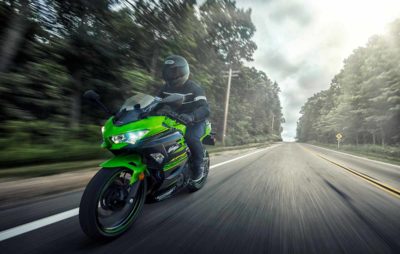 Née pour la route, la nouvelle Ninja 400 transpire l’ADN de la piste :: Nouveauté 2018