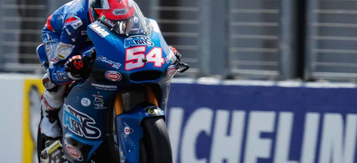 Mattia Pasini s’offre la Pole Position. Jesko Raffin (9e) crée la surprise!