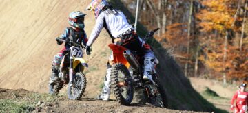 Les enfants qui feront la parade au Supercross de Genève s&rsquo;entraînent avec Matt Rebeaud
