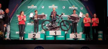 Des centaines de champions et de championnes de la moto célébrés à Payerne