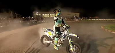 Joan Mir a aussi « un pet au casque » :: Acrobatie à moto