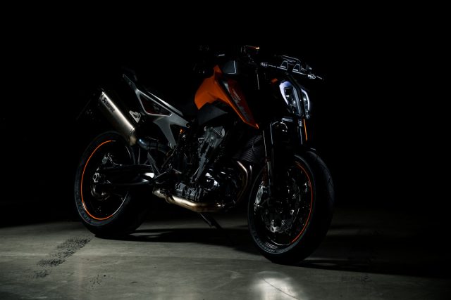 KTM 790 Duke (et Duke L)