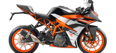 KTM propose une version pimpée de sa petite sportive, la RC 390 R :: Nouveauté 2018