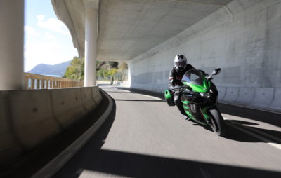 La Kawasaki Ninja H2 SX, ou le voyage moto compressé :: Test Kawasaki