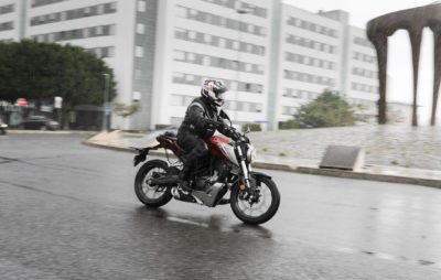 Agile et rassurante, la petite CB 125 R, avec le look de ses grandes soeurs :: Test Honda