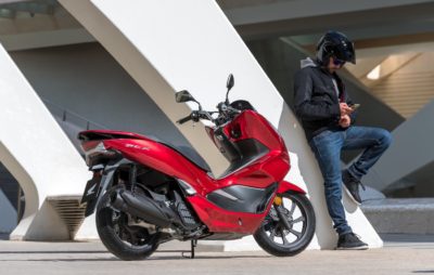 Le Honda PCX nouveau perd du poids et offre plus d’espace à son conducteur :: Nouveauté 2018