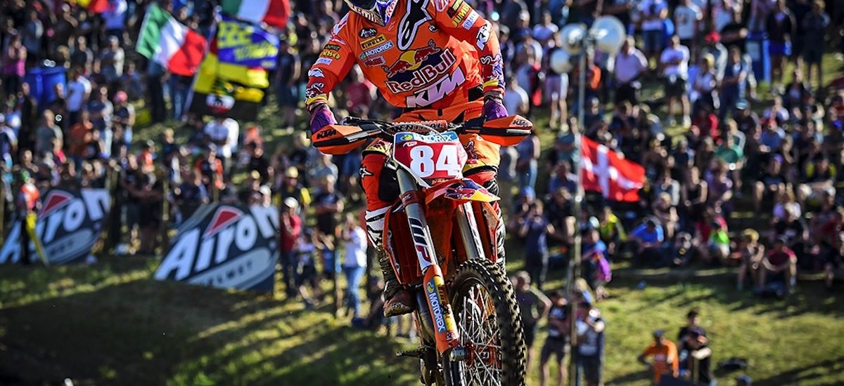 Herlings inarrêtable au Grand Prix d’Allemagne, Prado l’emporte de peu en MX2 sur Jonass