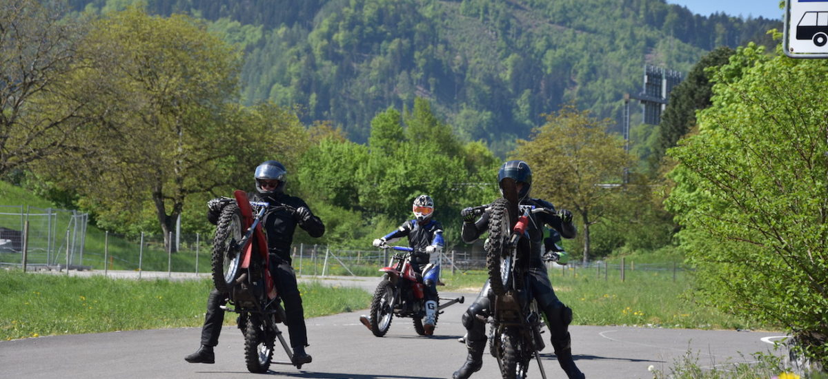 Le cours de wheelie débarque en Suisse romande