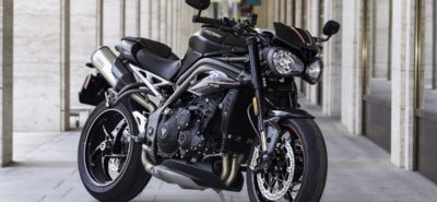 Speed Triple RS, un roadster royal mais bestial :: Test Triumph