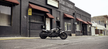 Scout et Scout Bobber 2019: nouveaux coloris et connection USB