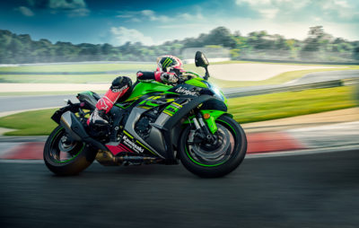 Des « Ninja » plus puissantes et plus coupleuses :: Gamme Kawasaki ZX-10 R 2019