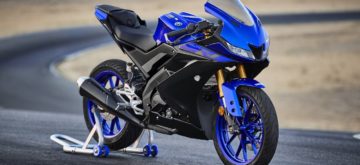 La petite Yamaha YZF-R125 se renouvelle avec un moteur plus puissant à tous les régimes