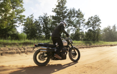 Les Triumph Street Scrambler et Street Twin gagnent en puissance, en confort et en classe :: Nouveautés 2019