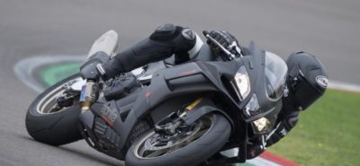 La cylindrée croit pour l&rsquo;Aprilia RSV4 Factory, qui se pare aussi d&rsquo;ailerons :: Nouveautés 2019