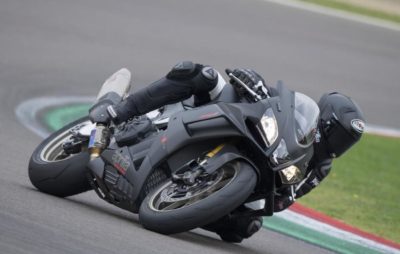 La cylindrée croit pour l’Aprilia RSV4 Factory, qui se pare aussi d’ailerons :: Nouveautés 2019