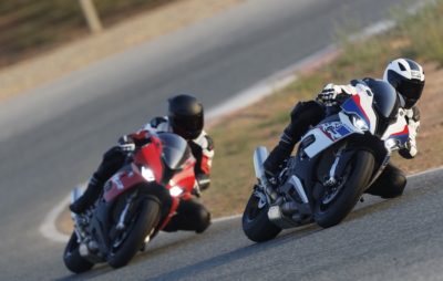 La BMW S 1000 RR fait un grand bond en avant… et abandonne l’asymétrie :: Nouveautés 2019