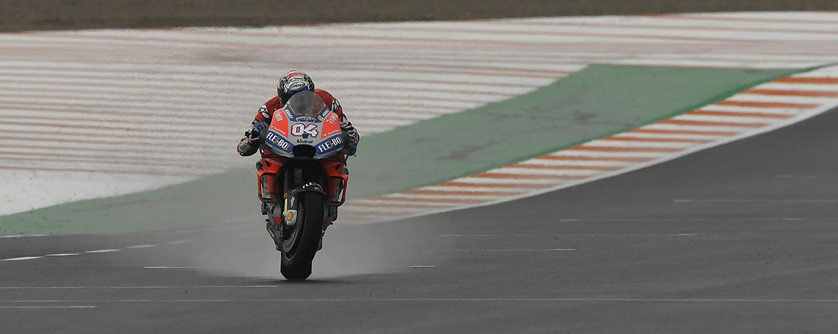 Dovizioso triomphe lors d’un Grand Prix mouvementé et arrêté au drapeau rouge