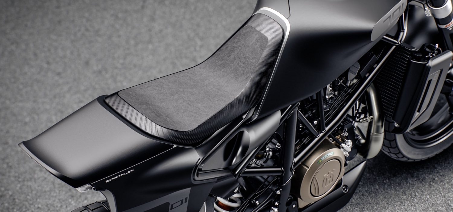 Husqvarna_701_Svartpilensmall_Seat Actu Moto