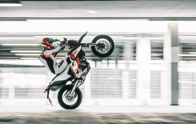 La 690 SMC-R, ou le retour du supermotard chez KTM :: Nouveautés 2019