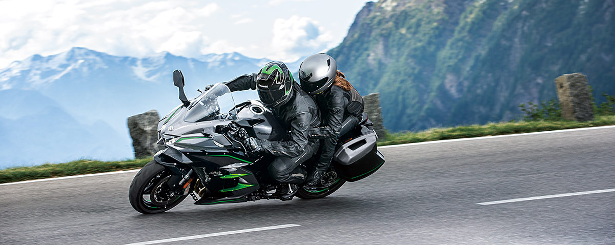 Ninja H2 SX SE+, le voyage boosté et connecté