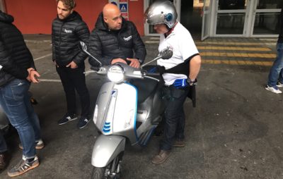 Actumoto teste un des premiers exemplaires de la Vespa Elettrica :: Nouveauté 2019