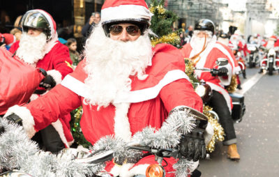 Les Pères Noël en Harley ont roulé pour une action caritative :: Opération caritative