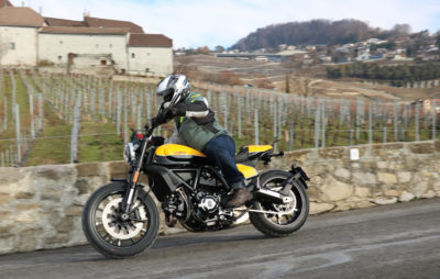 Le Scrambler Ducati Full Throttle, moto culte et facile, en jaune :: Test Ducati