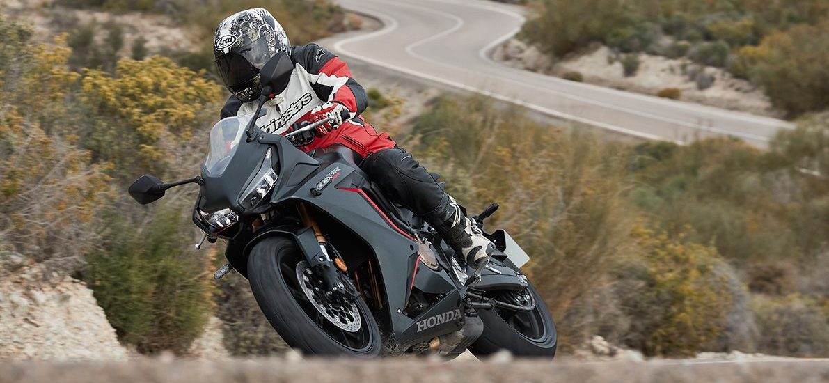 Honda revient dans le sport Midsize avec une « Baby Fireblade »