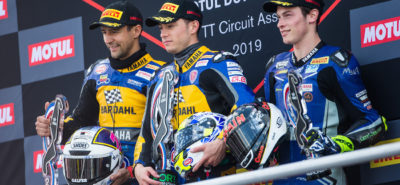 Randy Krummenacher se fait piquer la victoire par son coéquipier à Assen :: Mondial Supersport 2019