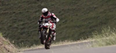 Le prototype de la future Ducati Streetfighter V4 en action :: Pikes Peak 2019