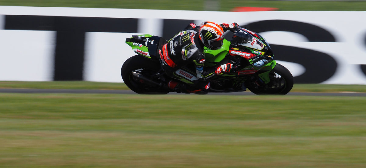 Jonathan Rea s’impose à Donington et reprend l’avantage