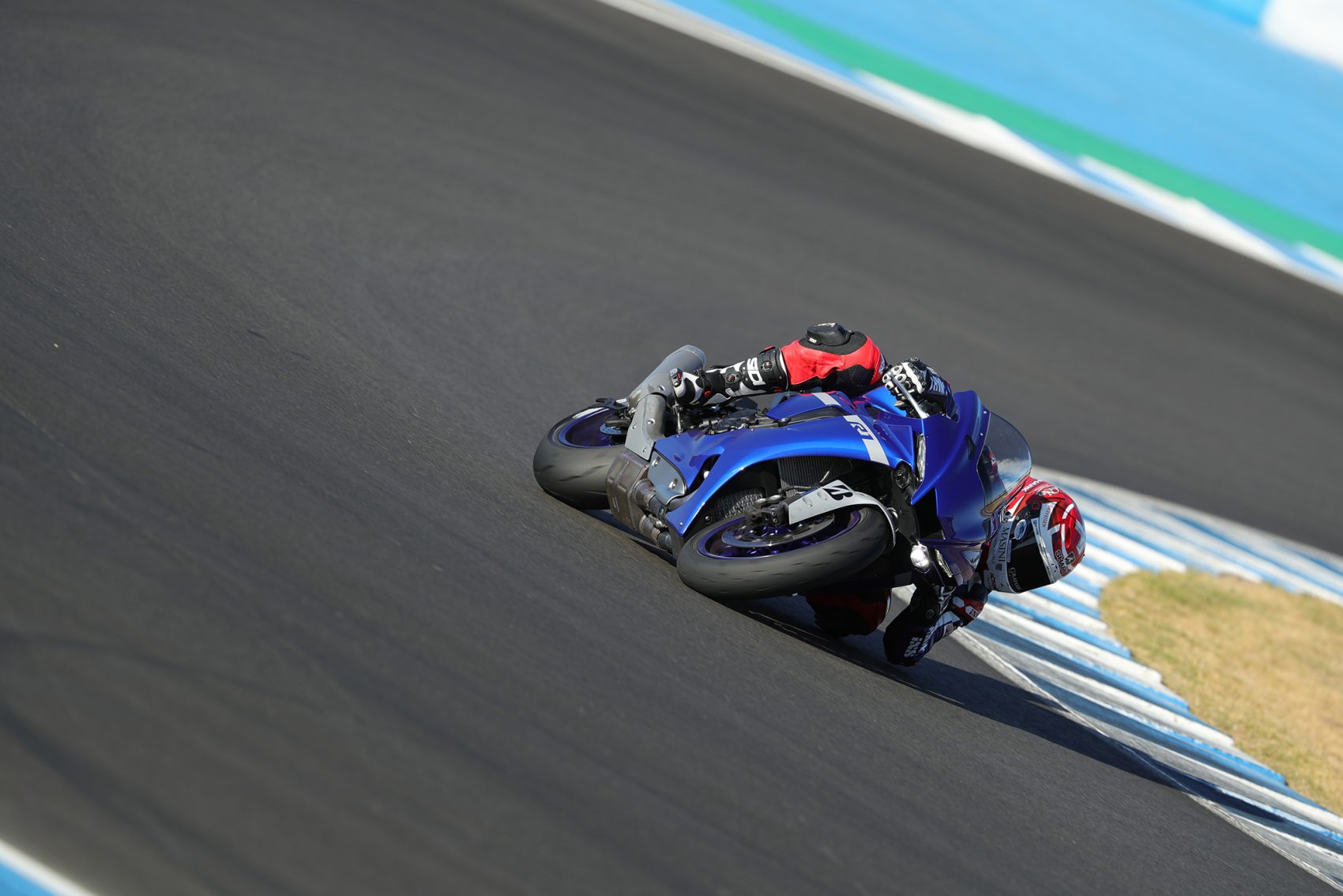 Yamaha R1