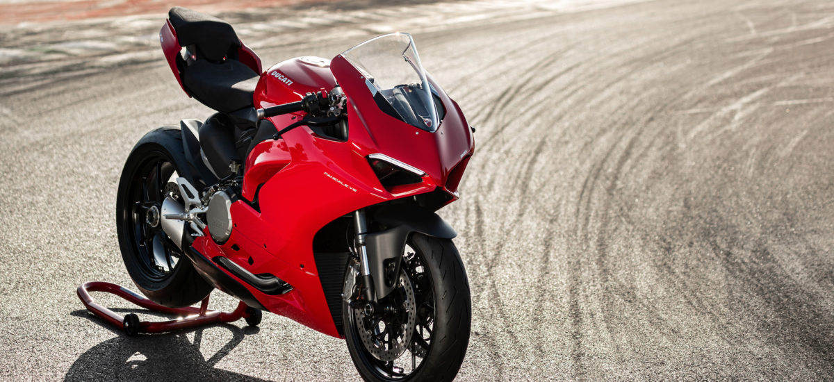 Un nouvelle Ducati Panigale V2 mid-size