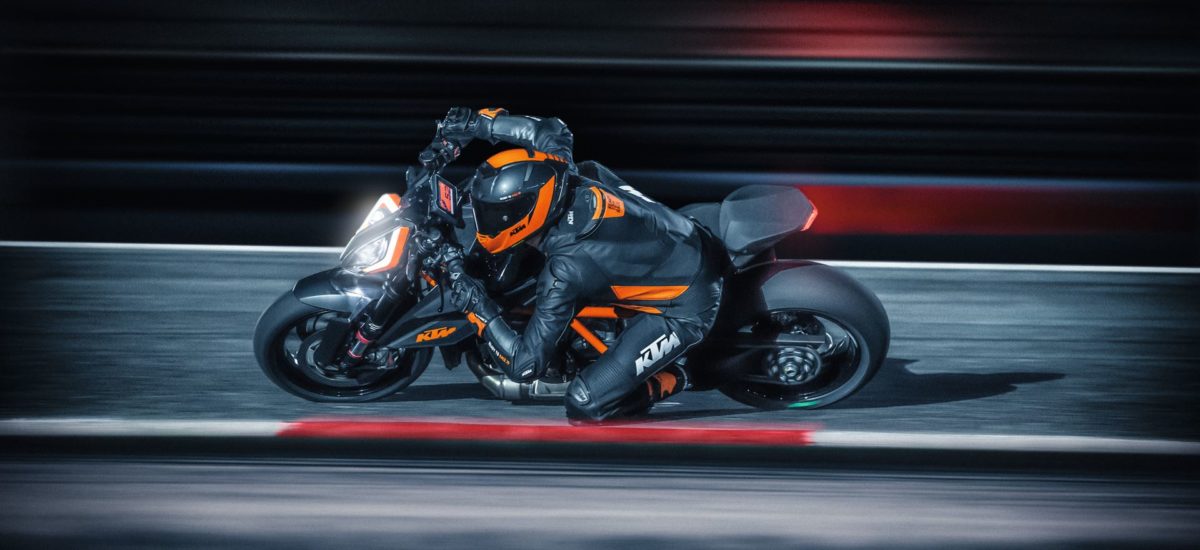 1290 Super Duke R, la Bête de KTM change de squelette