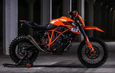 Une KTM 1290 Super Duke R, sauce enduro ! :: Prépa